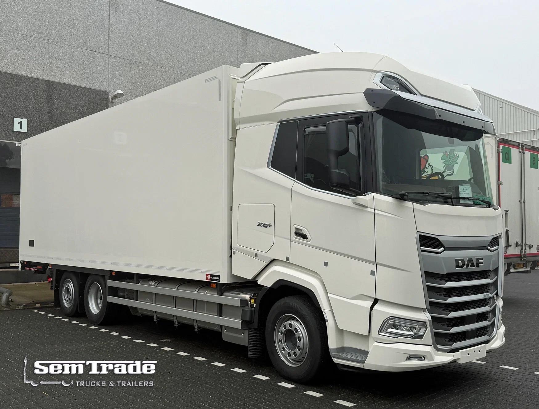 DAF XG+ 2026 - 530 FAR 6X2 50 CC COMI CARRIER TRS ICELAND 2x LIFT BRAND NEW imagem 22