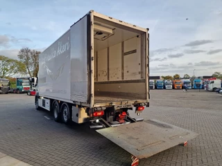 Volvo FM 2016 - 13.460 Globetrotter 6x2*4 - Frigo Carrier Supra 1150 U MT - Zepro loadlift - Steering axle bild 6