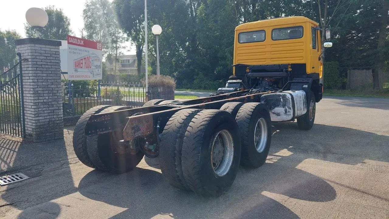MAN 26.372 1992 - MANUAL ZF GEARBOX STEEL SUSPENSION 6X4 afbeelding 9