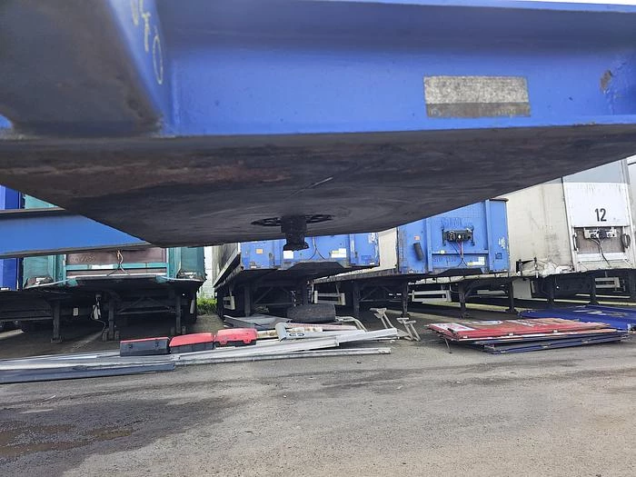 Renders 2 axle 20 ft container chassis steel springs bpw drum heavy duty 1996 image 11