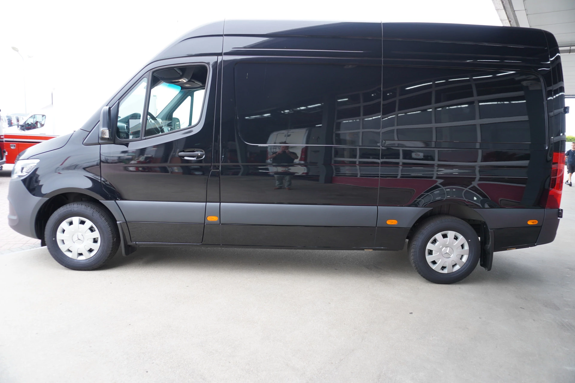 Mercedes-Benz Sprinter 2024 - 317 170PK L2H2 Select Automaat zdjęcie 8