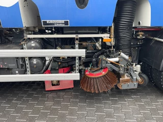 Scania P 2016 - P320 4x2 + Bucher Schörling Optifant 8000 (Only 36.360Km!!) Sweeper/Cleaner/Kehrwagen image 7