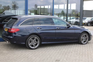 Mercedes-Benz C-Class 2020 - Estate 300e AUT9 AMG Line KEY-LESS GO COMAND CARPLAY image 11