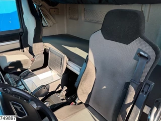 MAN TGX 2018 - 18 460 EURO 6, Retarder obrazek 9