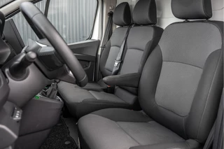 Renault Trafic 2022 - 2.0 dCi 110 L2H1 | 1e Eigenaar | LED | Camera | Cruise | PDC | Airco image 12