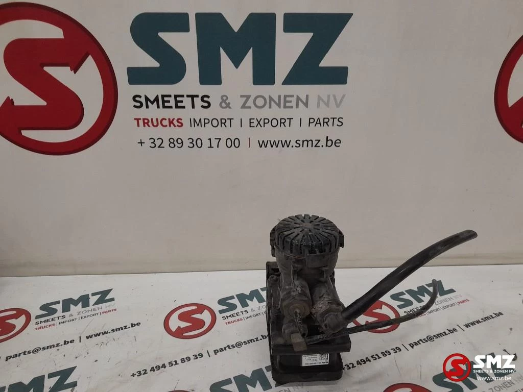 MAN 2017 - Occ EBS voorasmodulator MAN Bild 3
