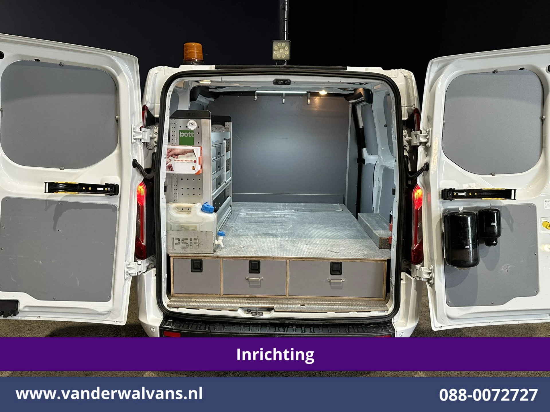 Ford Transit Custom 2023 - 2.0 TDCI L1H1 Inrichting Euro6 Airco | Camera | Omvormer | LED | Cruisecontrol | Android Auto obrázek 2