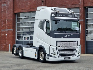 Volvo FH 2023 - 540 Electric - Globetrotter XL - 540KW - 3.90 WB - Full air - sliding 5th wheel afbeelding 2 miniatuur
