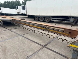 Floor N/A 2005 - 3 AXLE, 6 M EXTENDABLE, WHEEL FILLS afbeelding 15