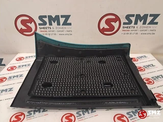 Mercedes-Benz 2015 - Occ spatbord linksvooraan Mercedes zdjęcie 3 miniatura