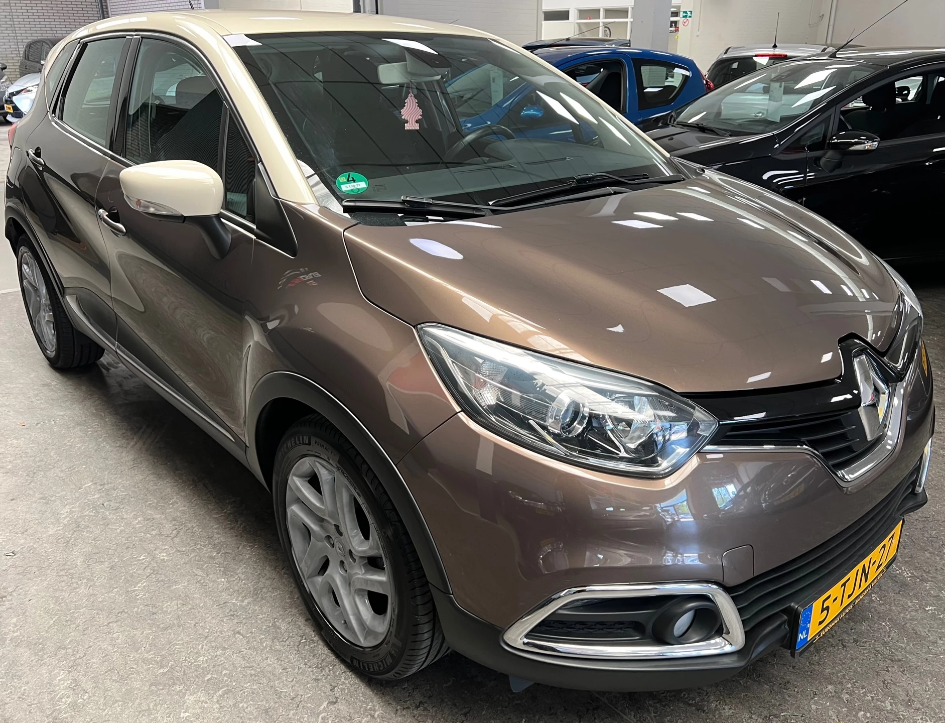 Renault Captur 2014 - 0.9 TCe Dynamique NAP - Achteruitcamera - parksensor - Airco - Cruise. afbeelding 11