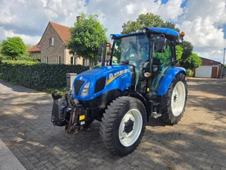 New Holland 2018 - T 4.75 S te koop