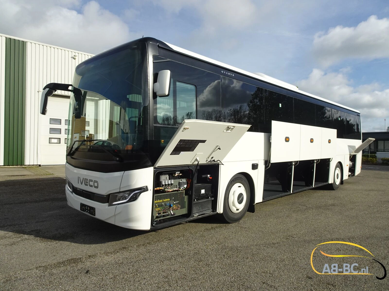 Iveco NEW 12.1 MTR Evadys, 53 Seats/WC 2 units on stock 2026 image 12