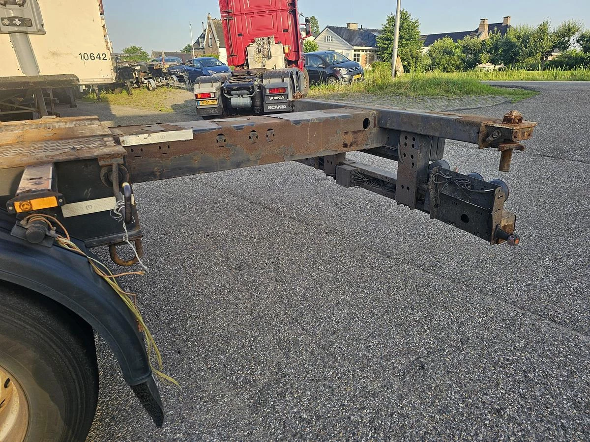 Krone SD / REAR SLIDER / DUTCH CHASSIS / BPW DRUM. 2015 obrázek 25