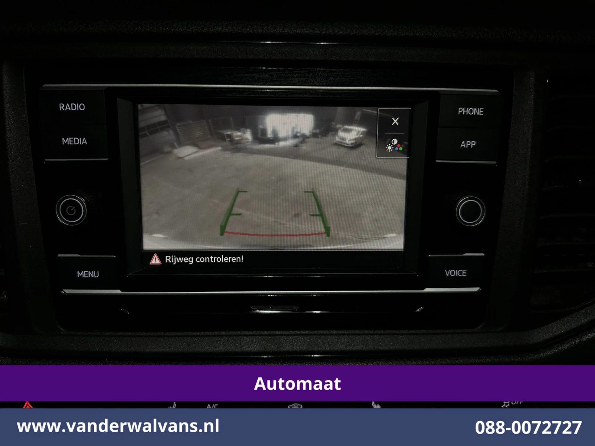Volkswagen Crafter 2022 - 2.0 TDI 140pk Automaat L4H3 L3H2 Euro6 Airco | Camera | Apple Carplay | Cruisecontrol obrázek 2