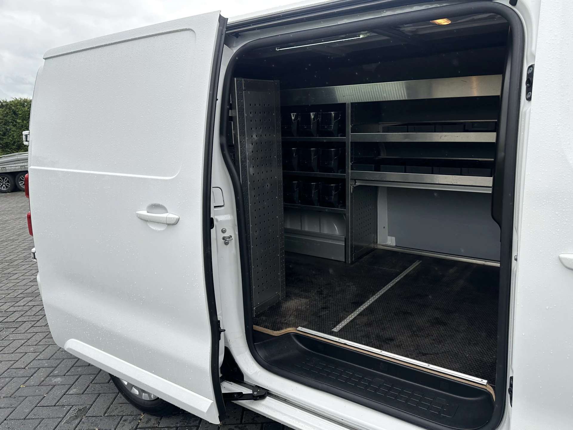 Opel Vivaro 2020 - 2.0 CDTI 150 PK SPORT / L3H1 / 1e EIG. / ALUCA INRICHTING / TREKHAAK / CAMERA / BLIND SPOT / ECC / CRUISE immagine 11
