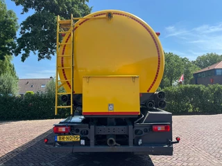 Volvo FM 2005 - 9 6X2R obrazek 8