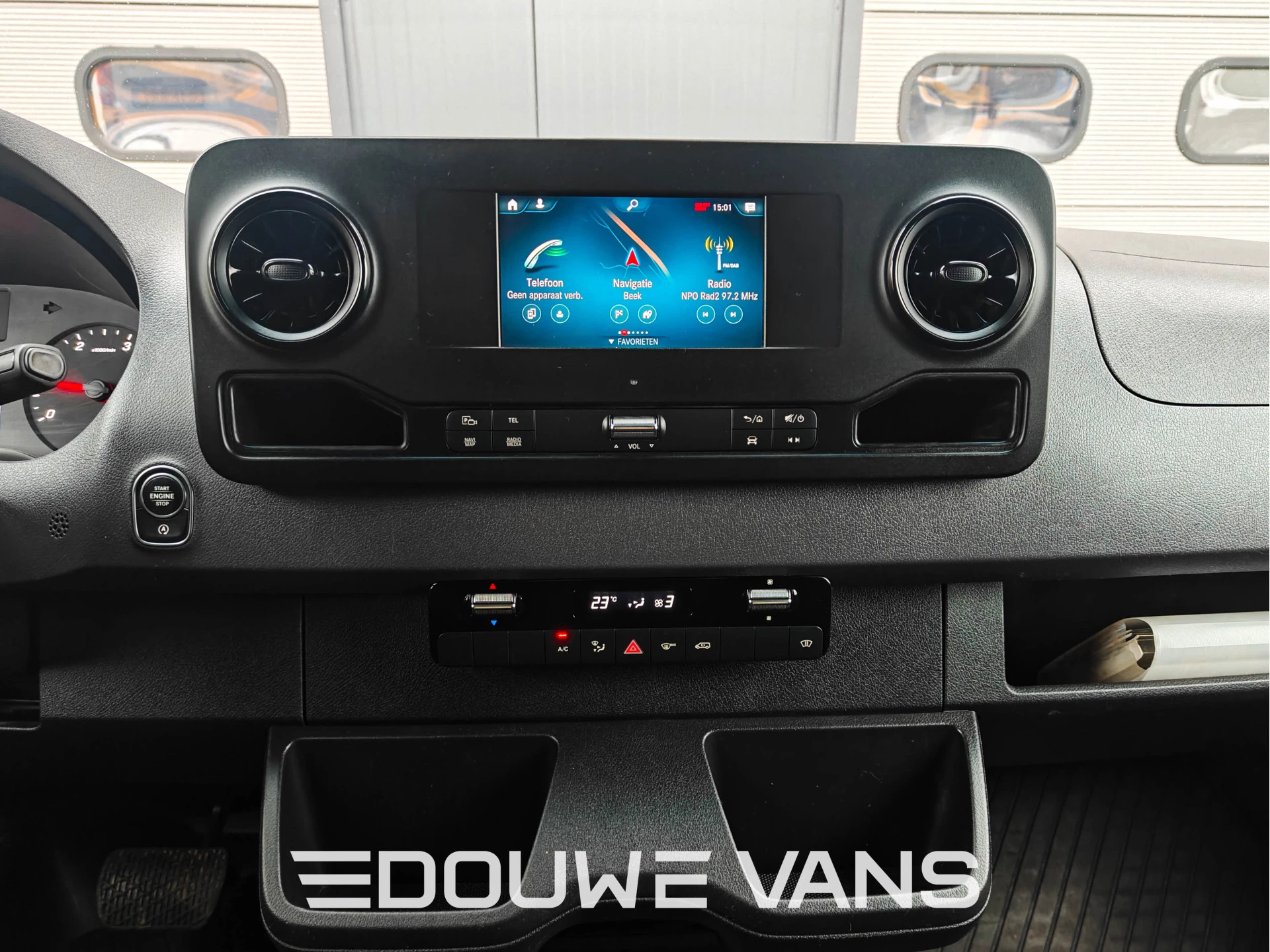 Mercedes-Benz Sprinter 2021 - 317 L3 H2 Automaat 3500kg Trekhaak MBUX Camera image 11