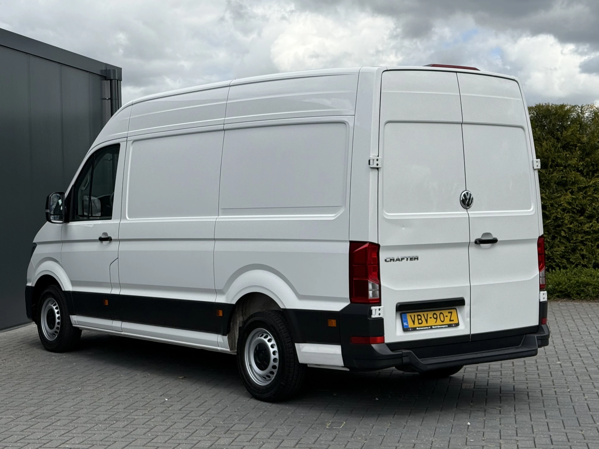 Volkswagen Crafter 2019 - 2.0 TDI 141 PK / L3H3 / 1e EIGENAAR / ZEER NETJES !! / AIRCO / CRUISE / ERGO GEVEERDE STOEL Bild 5