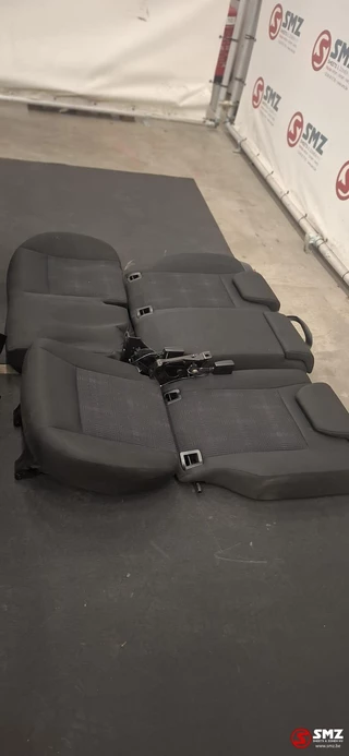 Mercedes-Benz N/A - Occ set interieur met zetels W169  Mercedes imagem 3