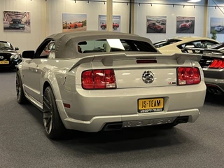 Ford Mustang 2006 - Convertible 4.6i V8 GT 335PK Roush Limited Nr. 05-2218 zdjecie 11