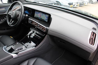 Mercedes-Benz EQC 2022 - 400 4MATIC Business Solution 80 kWh LEDER CAMERA TREKHAAK zdjecie 12