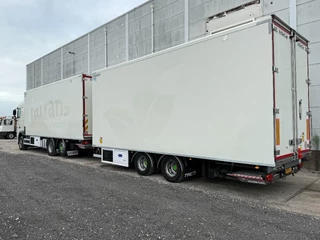 DAF XF 460 2017 - 6X2 YEAR 2017 COMPLETE! + CARRIER SUPRA 850 + DHOLLANDIA image 4