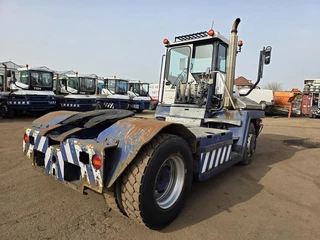 Terberg RT283 | TERMINAL TRACTOR 4X4| TURNING CHAIR. | AUTOMATIC GEAR | 24846 hOURS. 2011 - N/A imagen 5