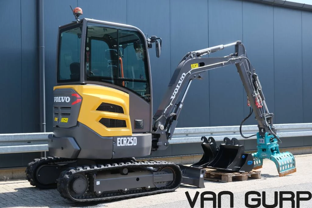 Volvo 2022 - ECR 25 D | 2022 | 694h | CW05 | Sorting Grapple image 3