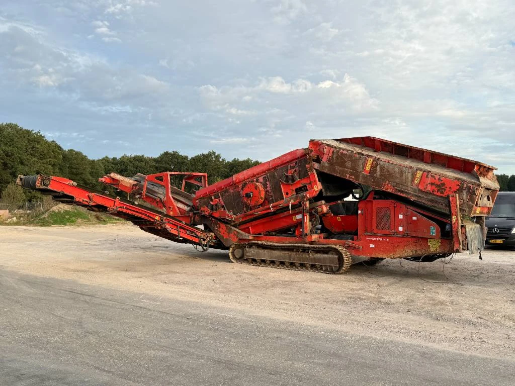 Terex 2008 - Finlay 883T - 2 Side Conveyor / Auto Greasing afbeelding 1