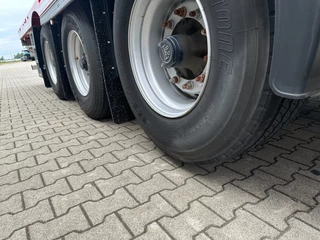 KAESSBOHRER N/A 2026 - new and unused Heavy-Duty flatbed / 690cm extendable / steering axle / lift axle / twistlocks / timberstakes / NL-trailer / APK: 04-2027 bild 37