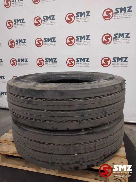 Michelin - Occ vrachtwagenband Michelin 315/80R22.5 afbeelding 1