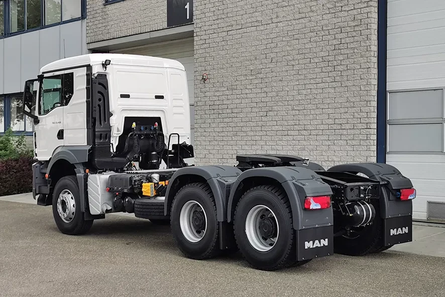 MAN TGS 2023 - 33.400 BB SA Tractor Head (11 units) Bild 2