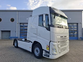 Volvo FH 2021 - FH5-500 / VEB+ / 607007 KM / I-PARKCOOL / NB CHASSIS / DOUBLE TANK / FULL-SPOILER / 2XBED / FRIDGE / LWDS / AUTOMATIC / EURO-6 / 2021 afbeelding 2 miniatuur