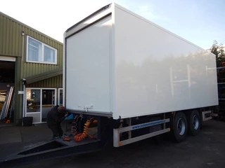 Fruehauf N/A 2004 - A2-218A 2 As Wipkar Gesloten - Doorlader, WP-ND-96 - Export obrazek 1