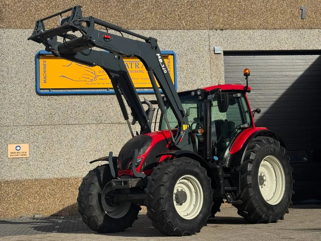 Valtra 2019 - N134 Active, Frontloader, airbrakes, 3692 hours!! image 1