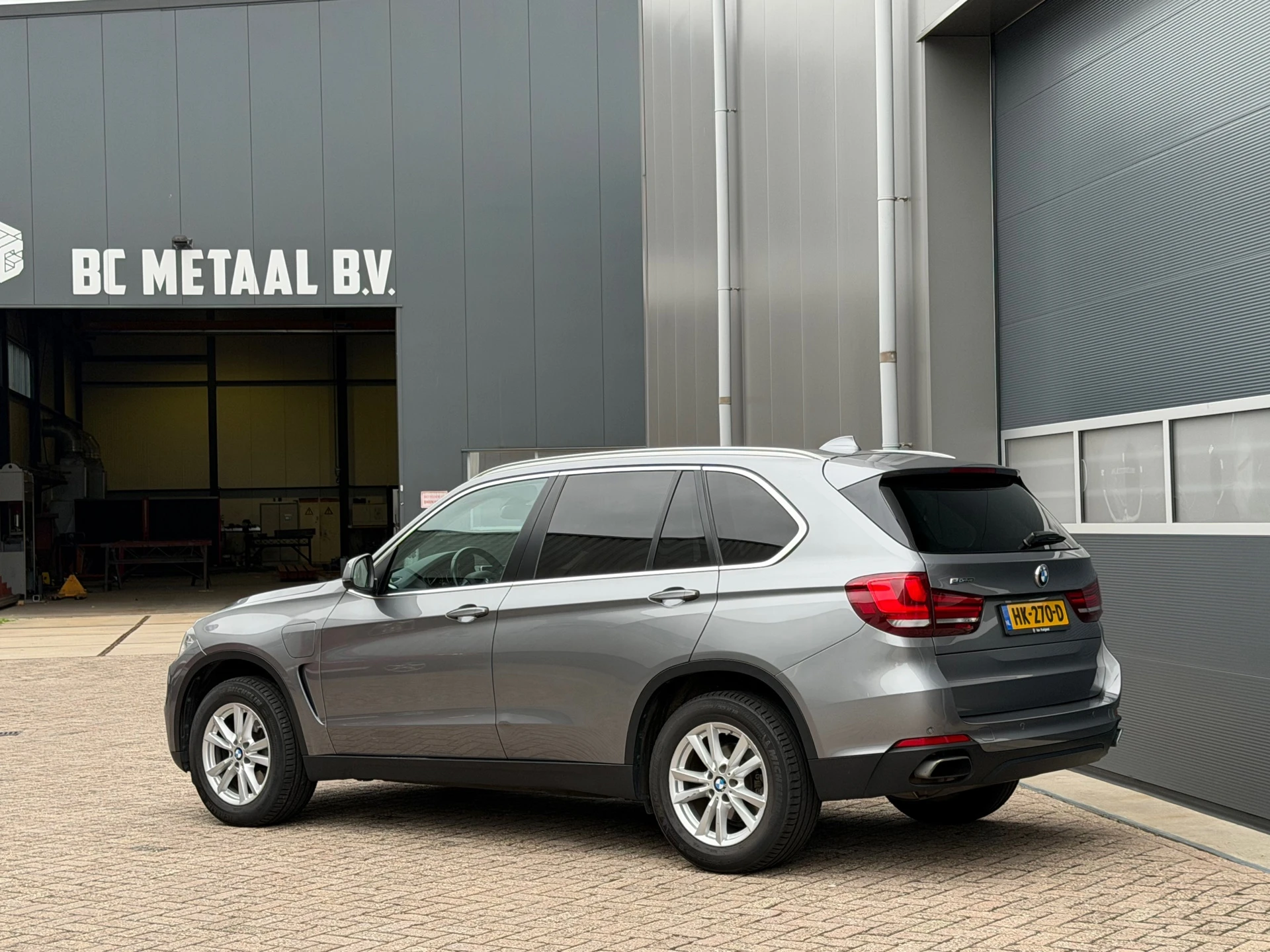 BMW X5 2015 - XDrive40e iPerformance High Executive bj.2015 Pano|Navi|Nap. afbeelding 3