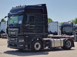 MAN TGX 2023 - 18.520 4x2 - Full spec - Retarder - Night clima - 2x tank - Full air - Navi bild 3