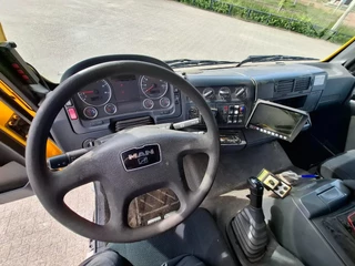 MAN TGM 2009 - TGM18.250 / 4X4 / NL TRUCK / TUV:30-04-2026 / 118783 KM / HMF 1110 K2 / ROTATOR / GOOD TYRES / FULL-STEEL / DRUM BRAKES / MANUAL / 2009 obrazek 23