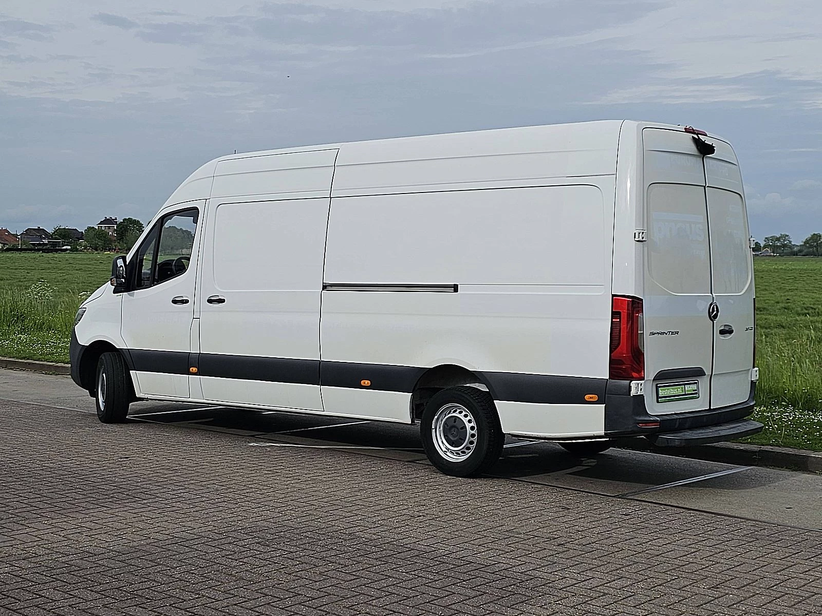 Mercedes-Benz Sprinter 2021 - 317 zdjęcie 6