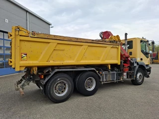 Iveco Trakker 2006 - 380T35 / 6X4 / 2X BIG AXLE / FULL STEEL / HMF 1560 K2 REMOTE / 2SIDE TIPPER / 335304 KM / NEW TURBO / AIRCO / EURO-3 / 2006 bild 14