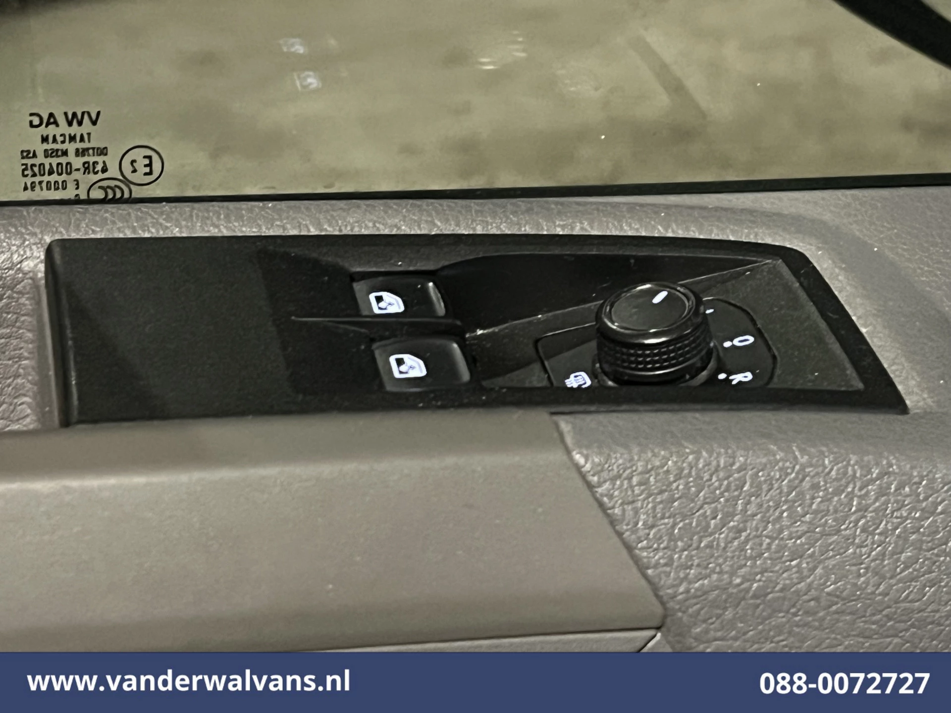 Volkswagen Crafter 2020 - 2.0 TDI 140pk L3H3 L2H2 Euro6 Airco | Camera | Apple Carplay | Cruisecontrol image 19