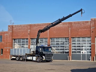 Volvo FM 2014 - 370 6x2*4 - HIAB X-Hiduo 188 E-5 Crane with remote - Euro 6 image 2