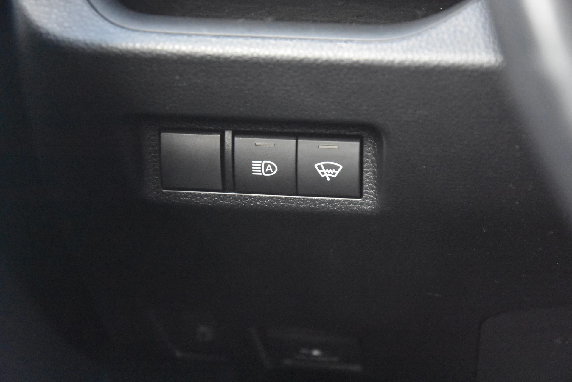 Toyota RAV4 2019 - 2.5 Hybrid Active zdjęcie 11