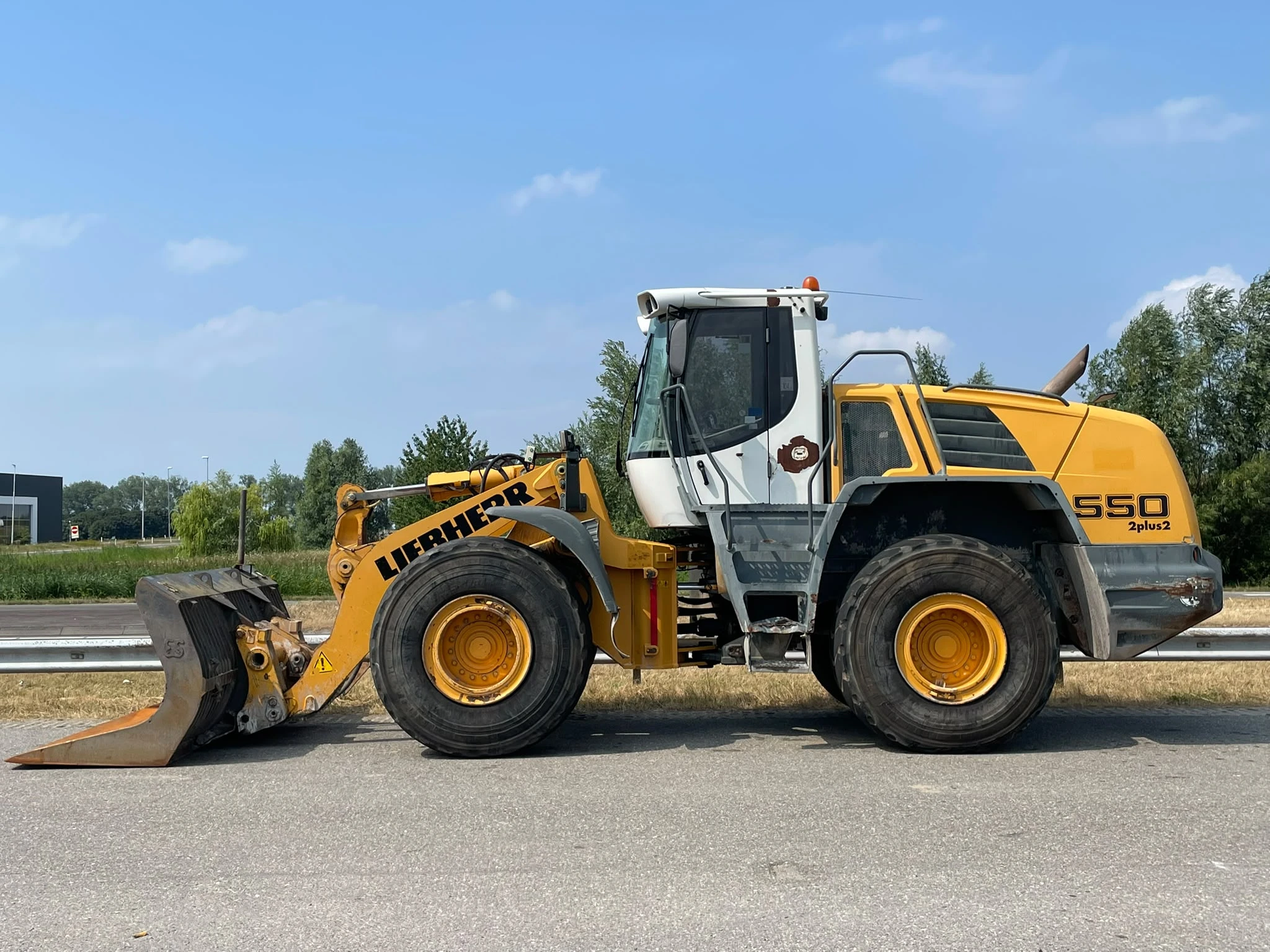 Liebherr L550 2011 afbeelding 1