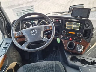 Mercedes-Benz Actros 2018 - 2646 6x2 - Isolated box with sidedoors - Zepro Loadlift - Full air obrazek 19