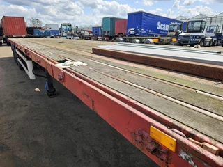 Renders ROC 12.27 | 3 AXLE FLATBED | HARWOODEN FLOOR | TWISTLOCKS 40 FT. |MB DISC 2002 - N/A obrazek 10