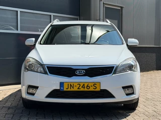 Kia cee'd 2010 - 1.4 CVVT X-tra bj.2010 Airco|Cc|Trekhaak. imagem 4