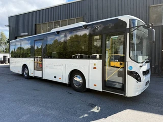 Volvo 2014 - 8900. 10,84m length. image 2 thumbnail