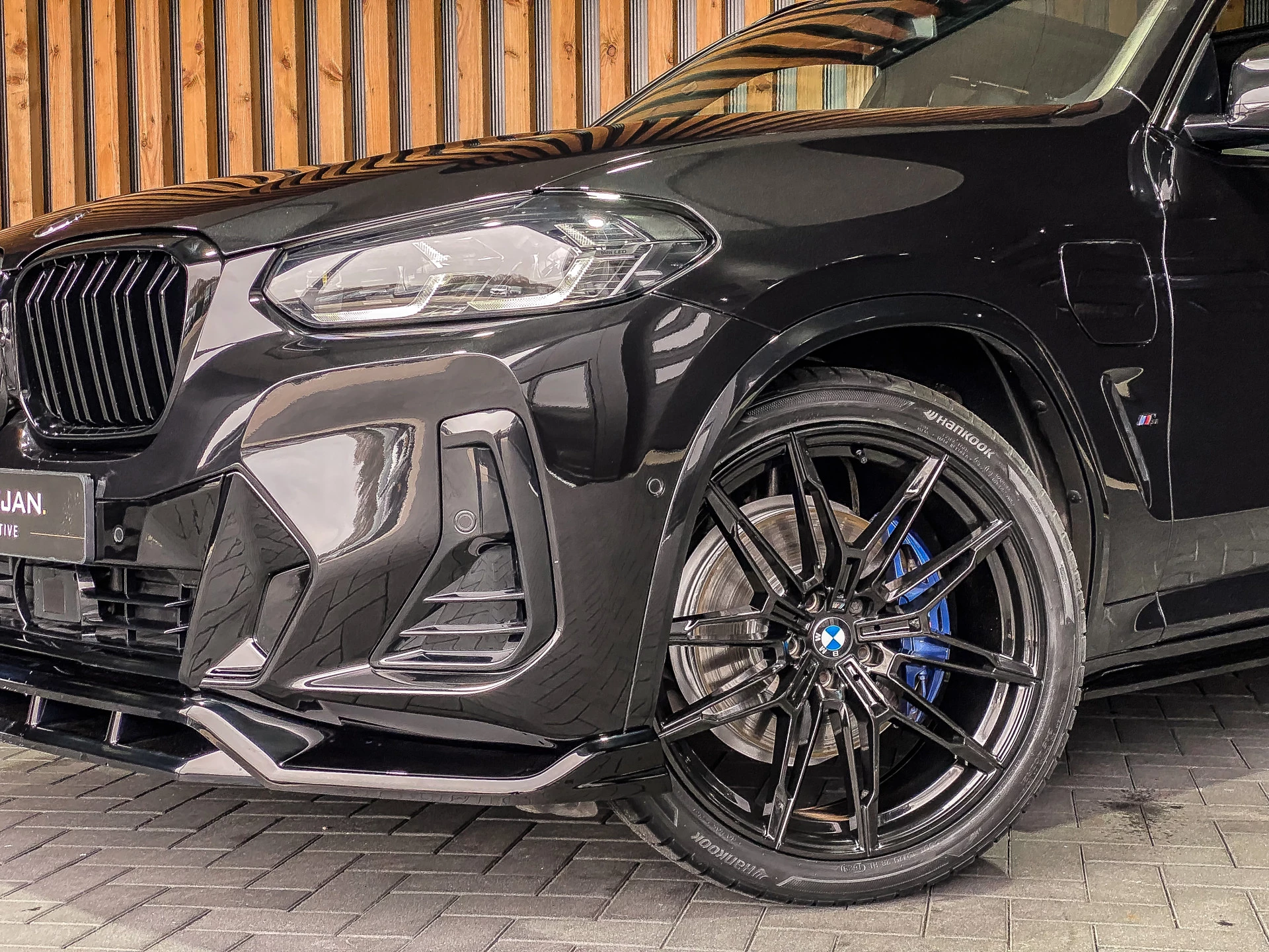 BMW X3 2023 - xDrive30e 292PK High Executive M-Sport изображение 31